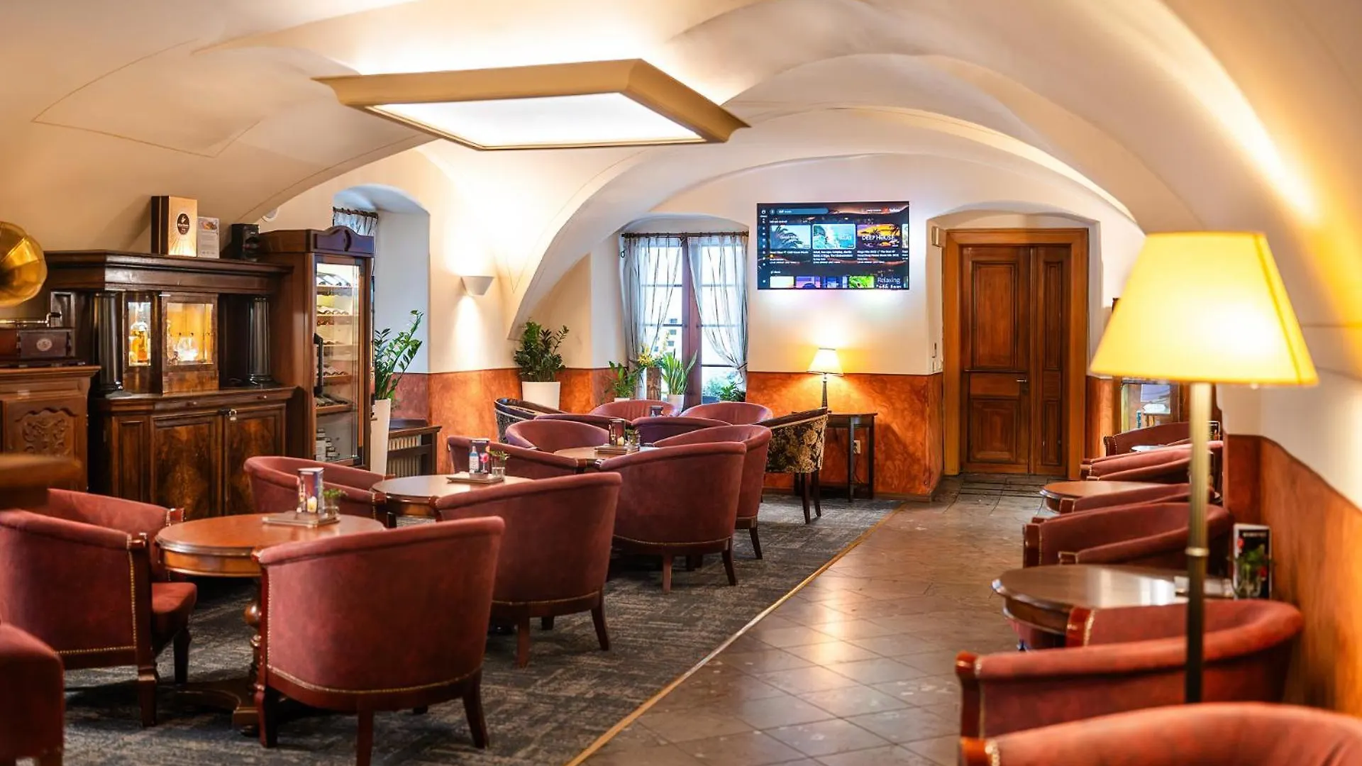 Hotel Elite Prag 4*,