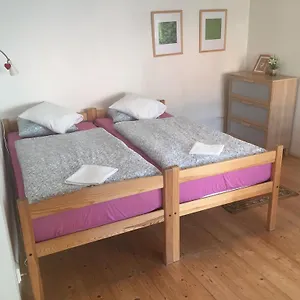 At The Golden Plough Apartament