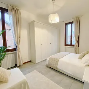 gris-apartment-mestre.hotelinveneto.com/