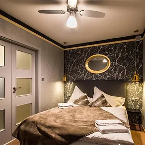 Apartment Unique 250m From The Charles Bridge, Prag