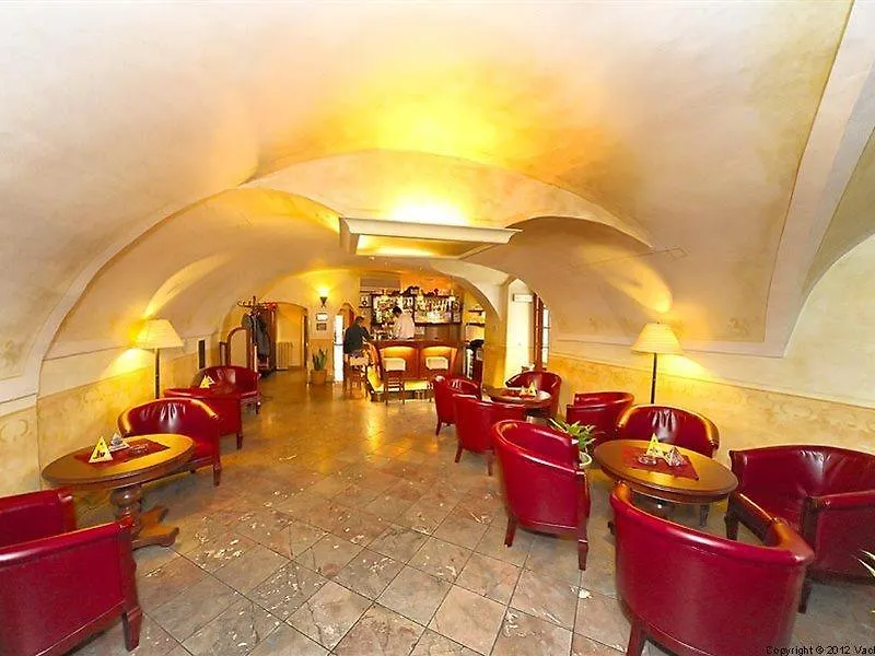 Hotel Elite براغ 4*,